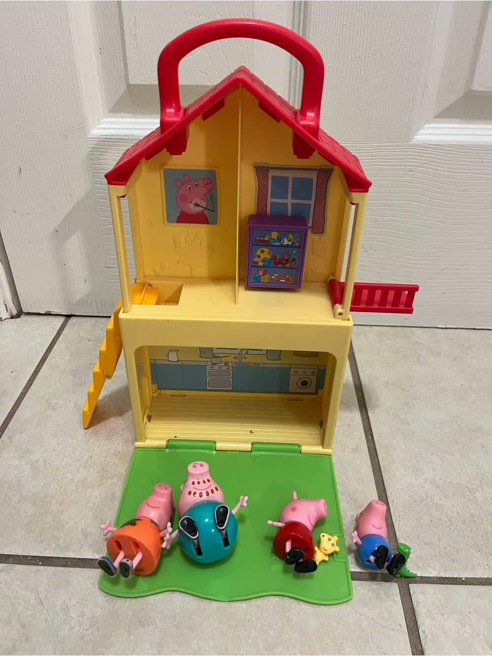 Peppa Pig Pop N’ Play House Playset
